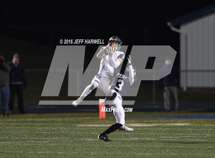 Thumbnail 2 in Hudson vs. Perry (OHSAA Division II Semifinal Playoff) photogallery.