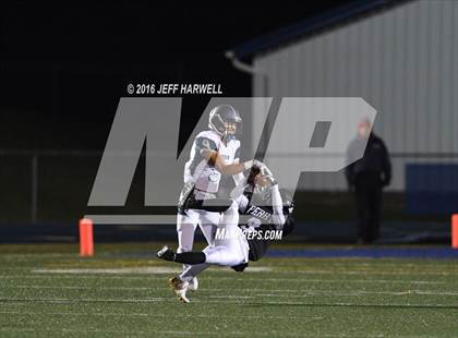 Thumbnail 2 in Hudson vs. Perry (OHSAA Division II Semifinal Playoff) photogallery.