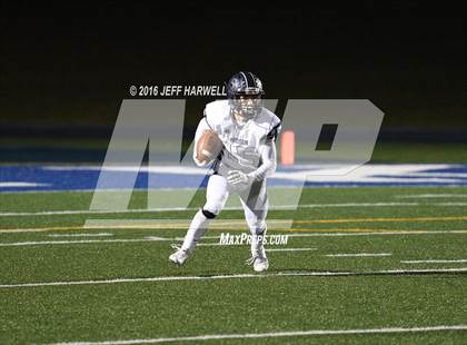 Thumbnail 2 in Hudson vs. Perry (OHSAA Division II Semifinal Playoff) photogallery.