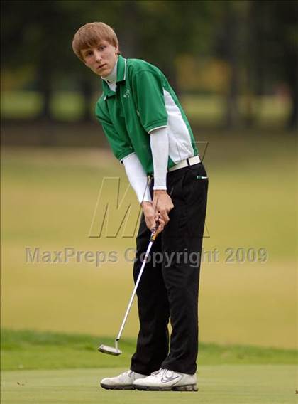 Thumbnail 3 in Benton (IHSA Class 1A Sectional)  photogallery.