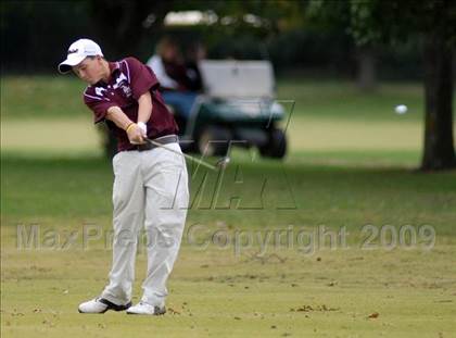 Thumbnail 2 in Benton (IHSA Class 1A Sectional)  photogallery.