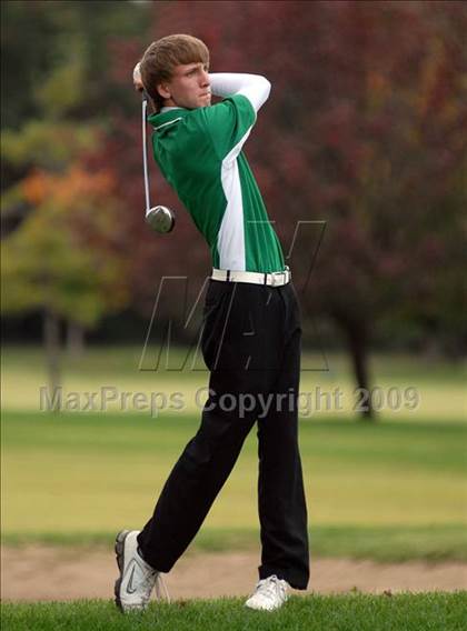 Thumbnail 2 in Benton (IHSA Class 1A Sectional)  photogallery.