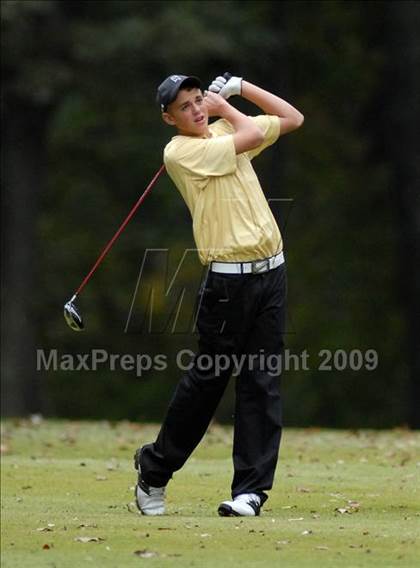 Thumbnail 3 in Benton (IHSA Class 1A Sectional)  photogallery.