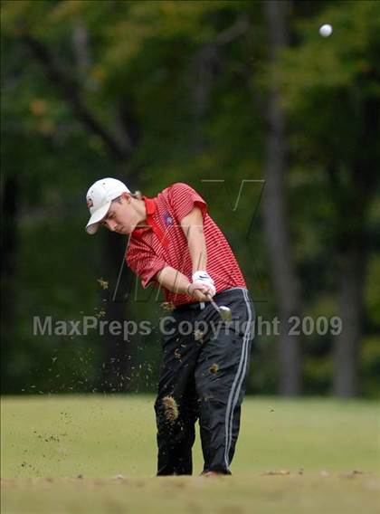 Thumbnail 3 in Benton (IHSA Class 1A Sectional)  photogallery.