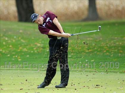 Thumbnail 1 in Benton (IHSA Class 1A Sectional)  photogallery.