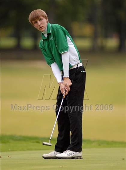 Thumbnail 2 in Benton (IHSA Class 1A Sectional)  photogallery.