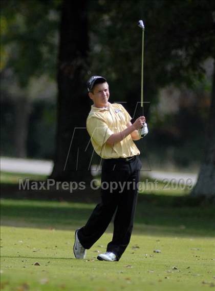 Thumbnail 3 in Benton (IHSA Class 1A Sectional)  photogallery.