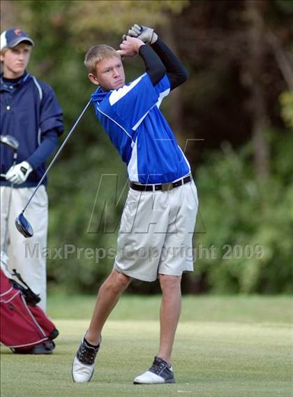 Thumbnail 2 in Benton (IHSA Class 1A Sectional)  photogallery.