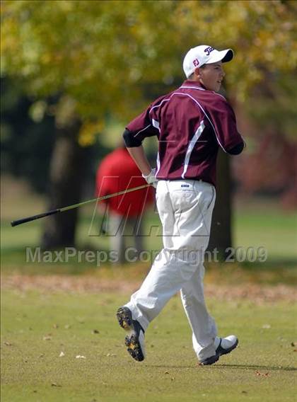 Thumbnail 3 in Benton (IHSA Class 1A Sectional)  photogallery.