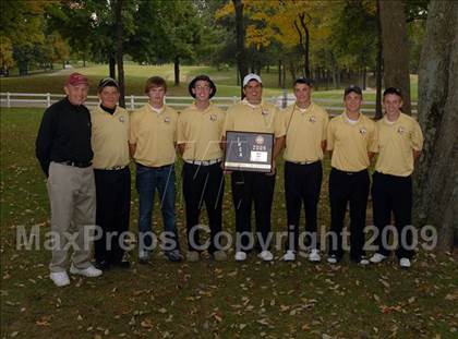 Thumbnail 3 in Benton (IHSA Class 1A Sectional)  photogallery.