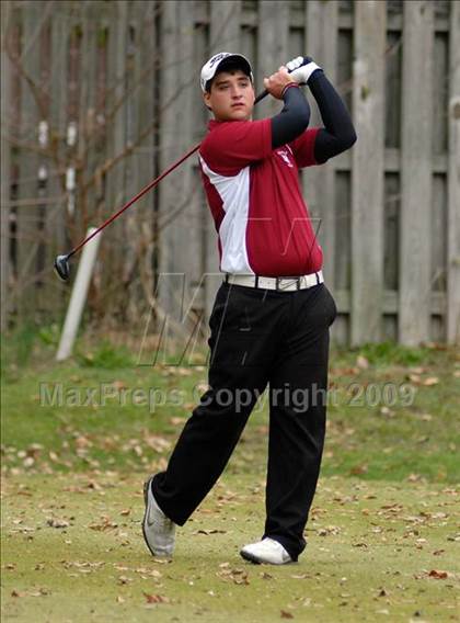 Thumbnail 1 in Benton (IHSA Class 1A Sectional)  photogallery.