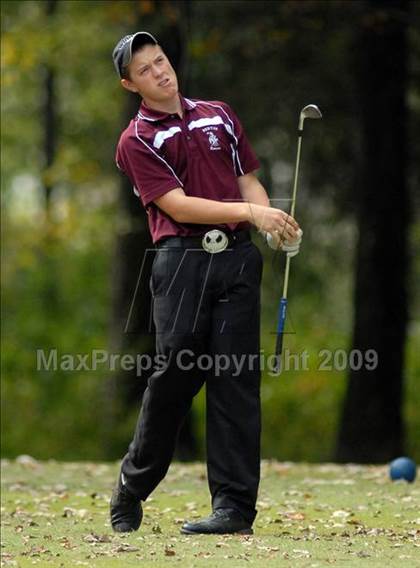 Thumbnail 2 in Benton (IHSA Class 1A Sectional)  photogallery.