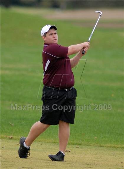 Thumbnail 3 in Benton (IHSA Class 1A Sectional)  photogallery.