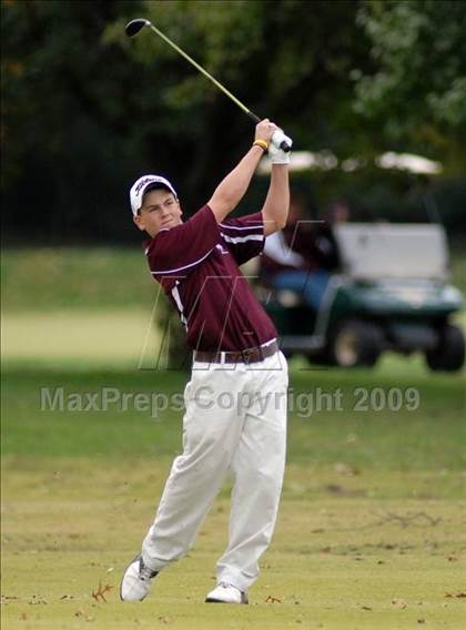 Thumbnail 3 in Benton (IHSA Class 1A Sectional)  photogallery.