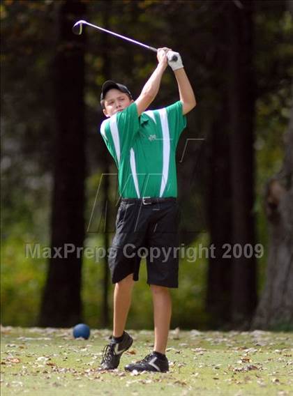 Thumbnail 3 in Benton (IHSA Class 1A Sectional)  photogallery.