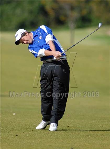 Thumbnail 1 in Benton (IHSA Class 1A Sectional)  photogallery.