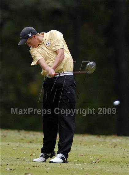 Thumbnail 1 in Benton (IHSA Class 1A Sectional)  photogallery.