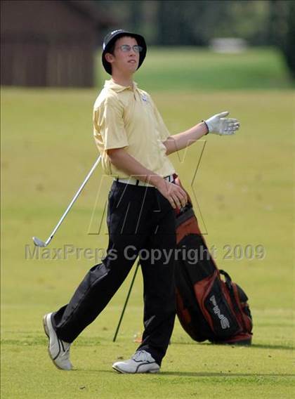 Thumbnail 1 in Benton (IHSA Class 1A Sectional)  photogallery.