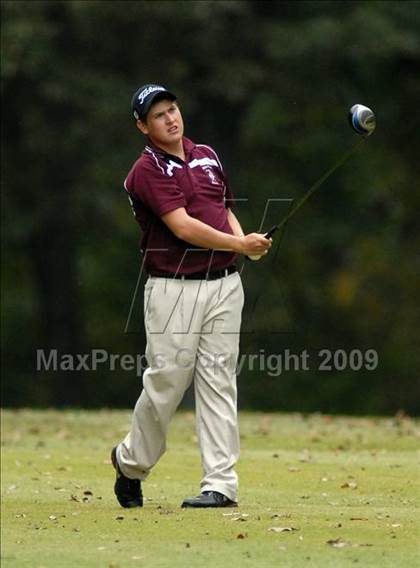 Thumbnail 1 in Benton (IHSA Class 1A Sectional)  photogallery.