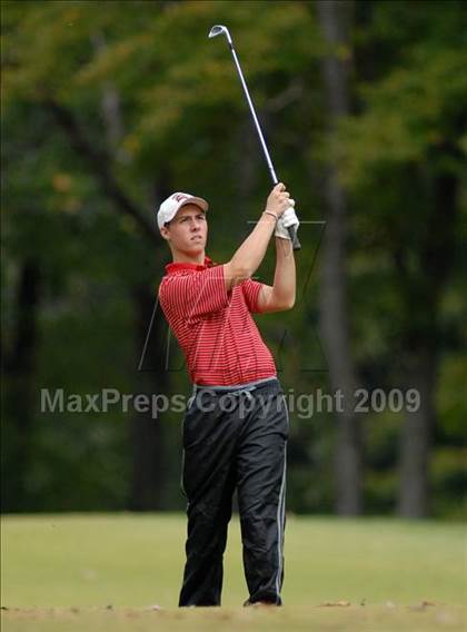 Thumbnail 1 in Benton (IHSA Class 1A Sectional)  photogallery.