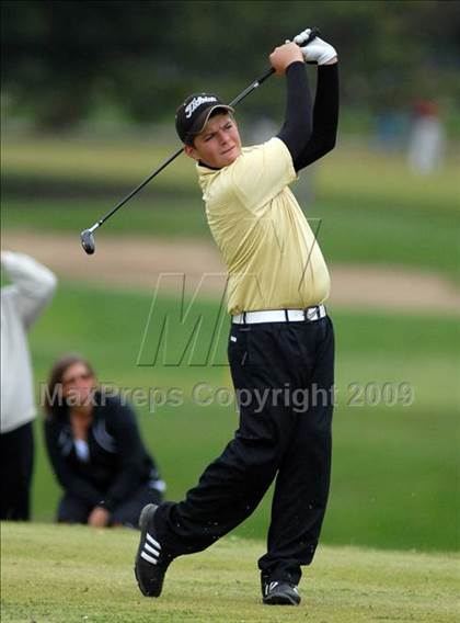 Thumbnail 1 in Benton (IHSA Class 1A Sectional)  photogallery.