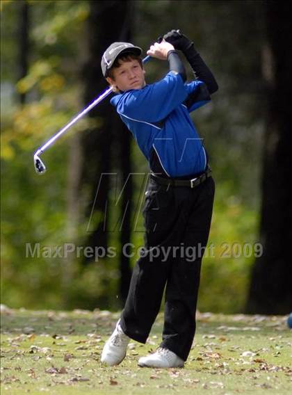 Thumbnail 1 in Benton (IHSA Class 1A Sectional)  photogallery.