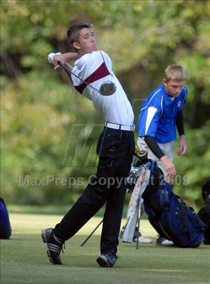 Thumbnail 2 in Benton (IHSA Class 1A Sectional)  photogallery.