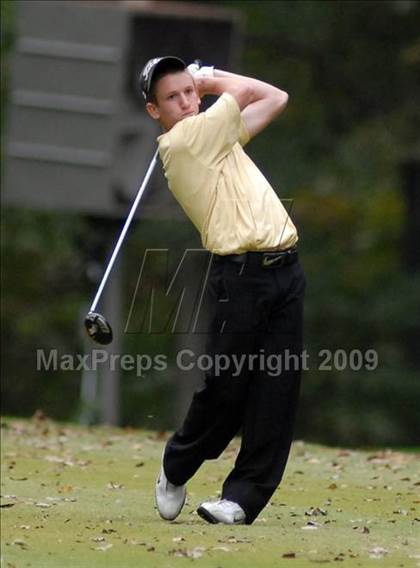 Thumbnail 3 in Benton (IHSA Class 1A Sectional)  photogallery.