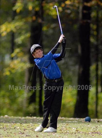 Thumbnail 3 in Benton (IHSA Class 1A Sectional)  photogallery.