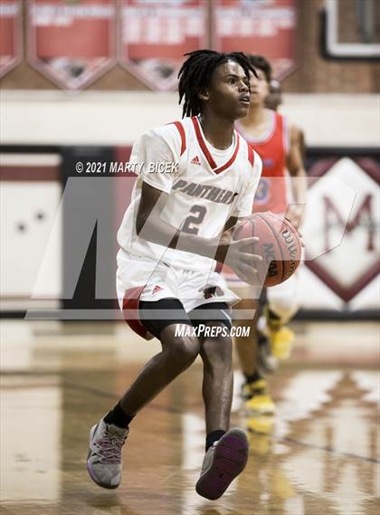 Thumbnail 3 in Beyer vs. Modesto photogallery.