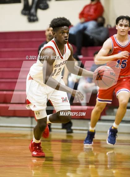 Thumbnail 3 in Beyer vs. Modesto photogallery.