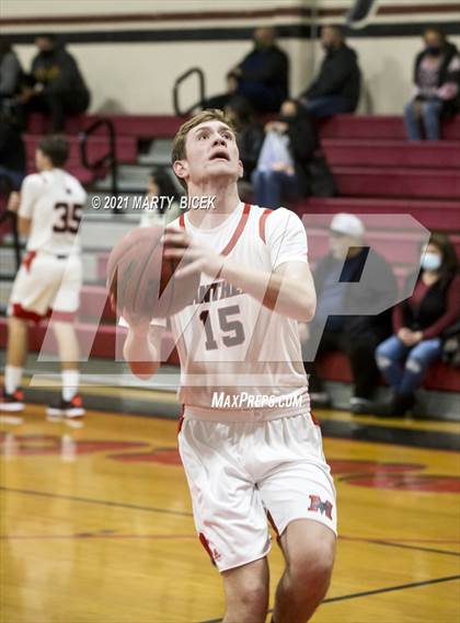 Thumbnail 2 in Beyer vs. Modesto photogallery.