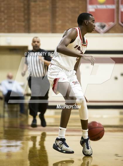 Thumbnail 1 in Beyer vs. Modesto photogallery.