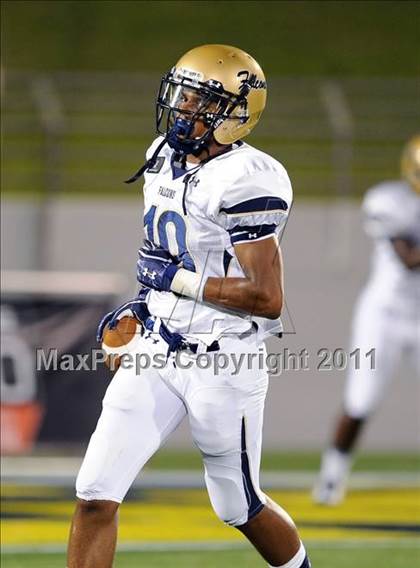 Thumbnail 1 in Gilman vs. Good Counsel (Patriot Classic) photogallery.
