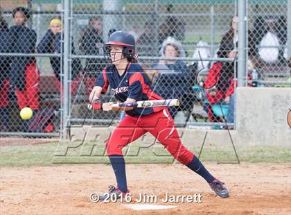 Thumbnail 2 in Harding Academy vs. Strayhorn photogallery.