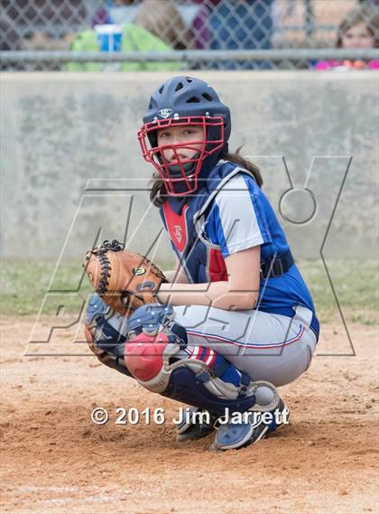 Thumbnail 2 in Harding Academy vs. Strayhorn photogallery.