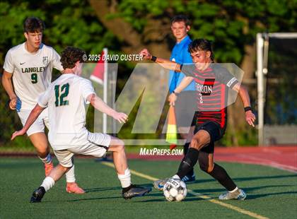 Thumbnail 2 in Langley @ Herndon (Liberty District Quarterfinal) photogallery.