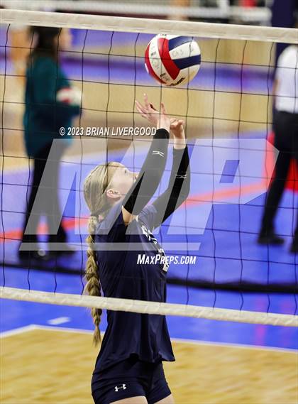 Thumbnail 3 in Eaton vs. University (CHSAA 3A Round 2) photogallery.