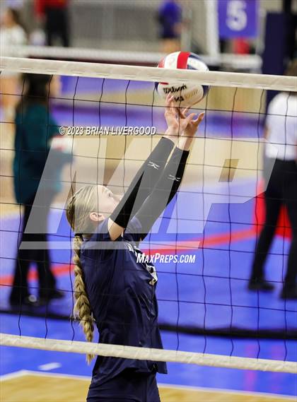 Thumbnail 1 in Eaton vs. University (CHSAA 3A Round 2) photogallery.