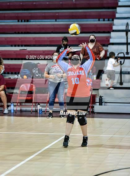 Thumbnail 3 in Wagon Mound @ Tierra Encantada photogallery.