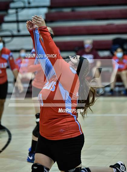 Thumbnail 2 in Wagon Mound @ Tierra Encantada photogallery.