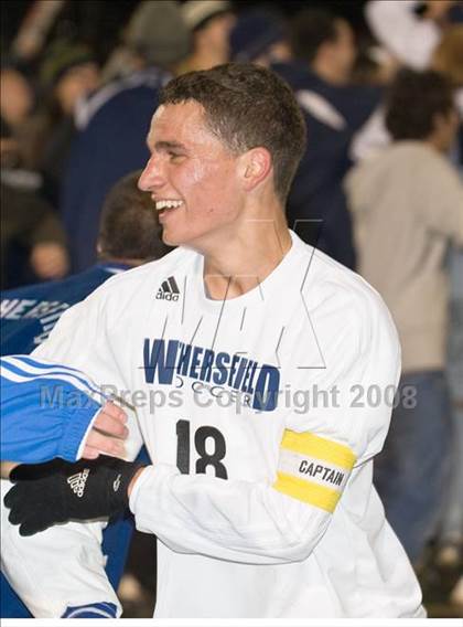 Thumbnail 3 in Avon vs Wethersfield (Class L Semifinal) photogallery.