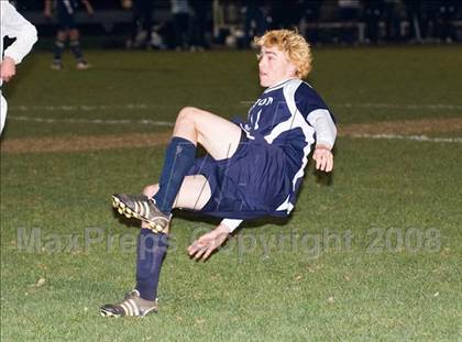 Thumbnail 2 in Avon vs Wethersfield (Class L Semifinal) photogallery.