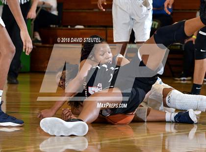 Thumbnail 3 in Harvard-Westlake vs. Centennial (St. Mary's Stockton MLK Showcase) photogallery.