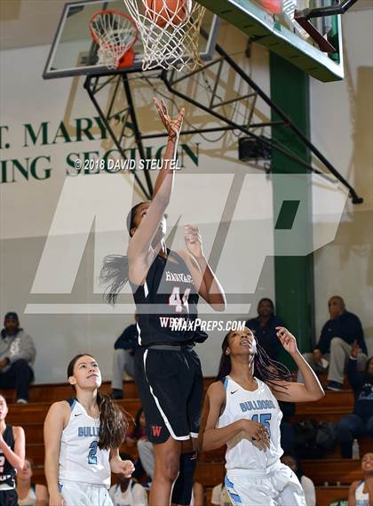Thumbnail 2 in Harvard-Westlake vs. Centennial (St. Mary's Stockton MLK Showcase) photogallery.