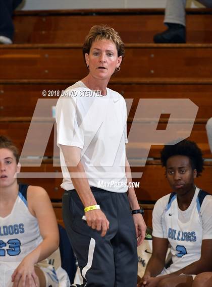 Thumbnail 3 in Harvard-Westlake vs. Centennial (St. Mary's Stockton MLK Showcase) photogallery.