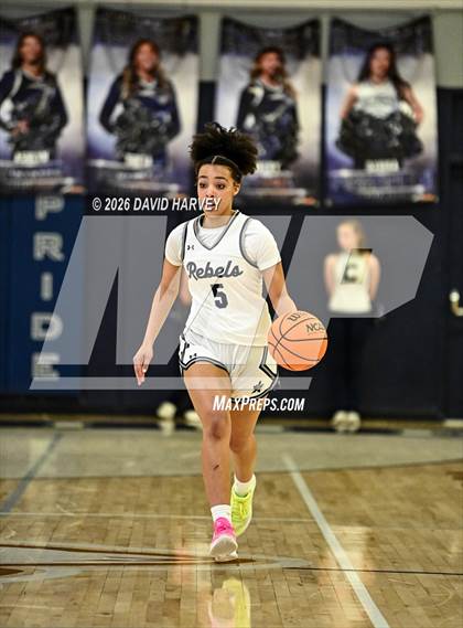 Thumbnail 2 in Chatfield @ Columbine photogallery.