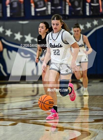 Thumbnail 3 in Chatfield @ Columbine photogallery.