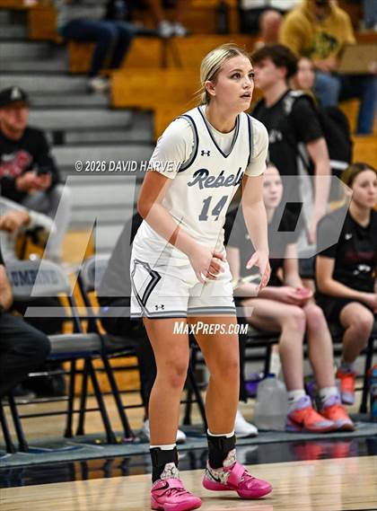 Thumbnail 2 in Chatfield @ Columbine photogallery.