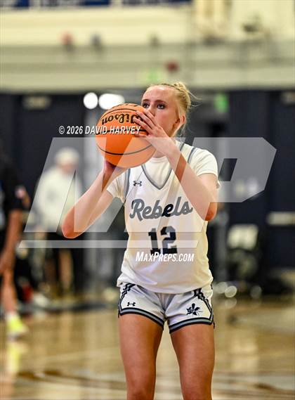 Thumbnail 3 in Chatfield @ Columbine photogallery.